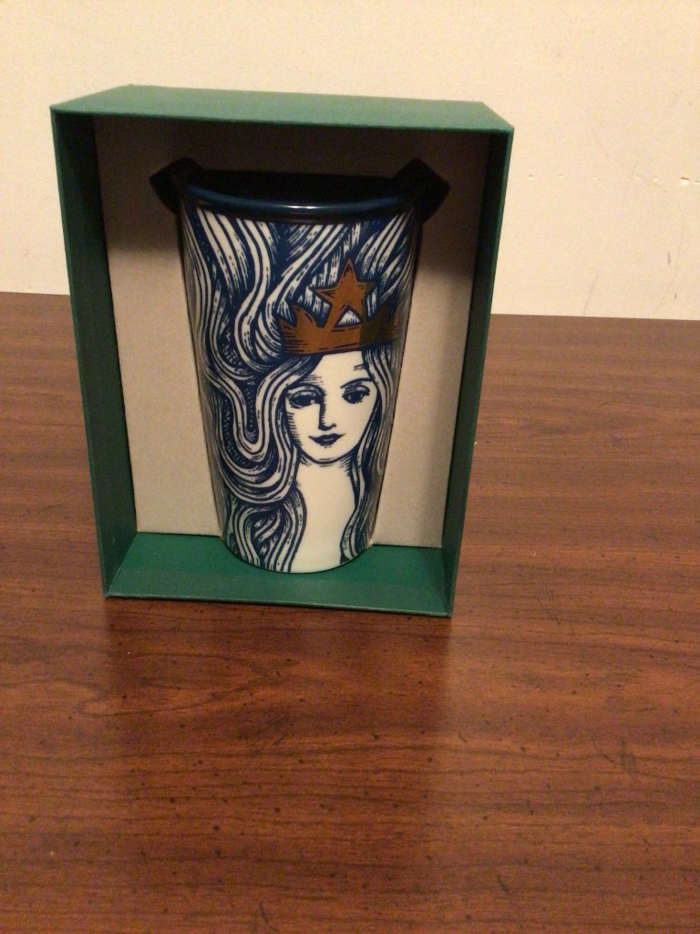 Starbucks 2016. Blue Sren gold crown ceramic cup NIB collectors item